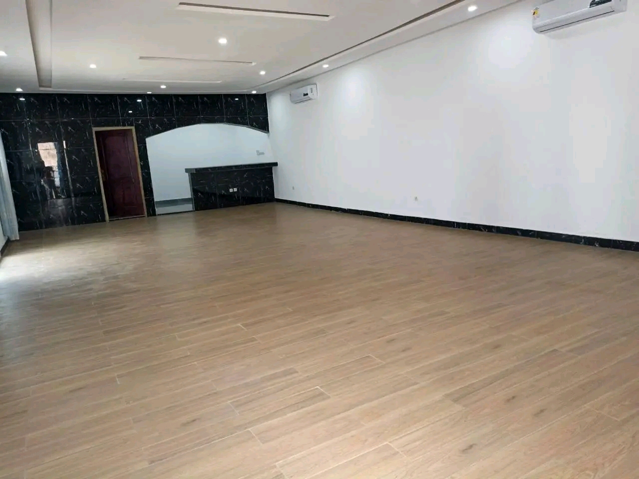 Salle de séminaire équipée du Miawa Hôtel